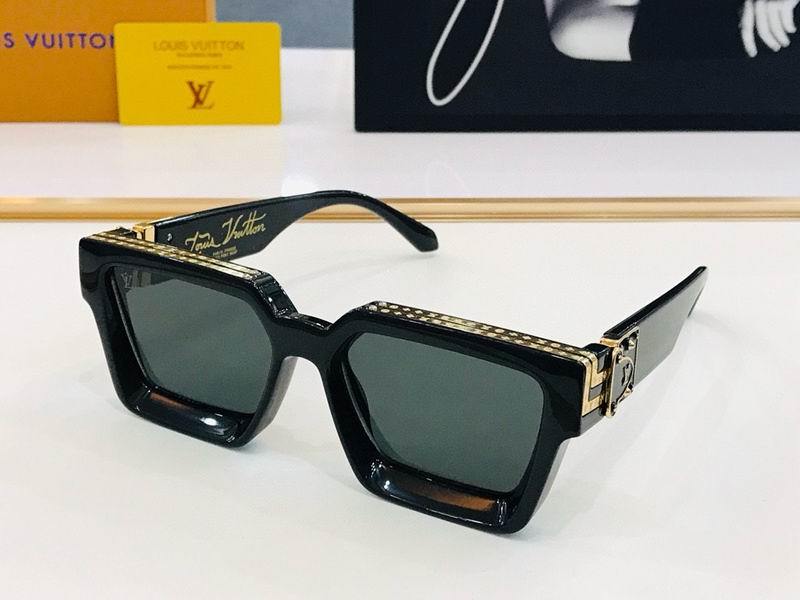 LV Sunglasses 441